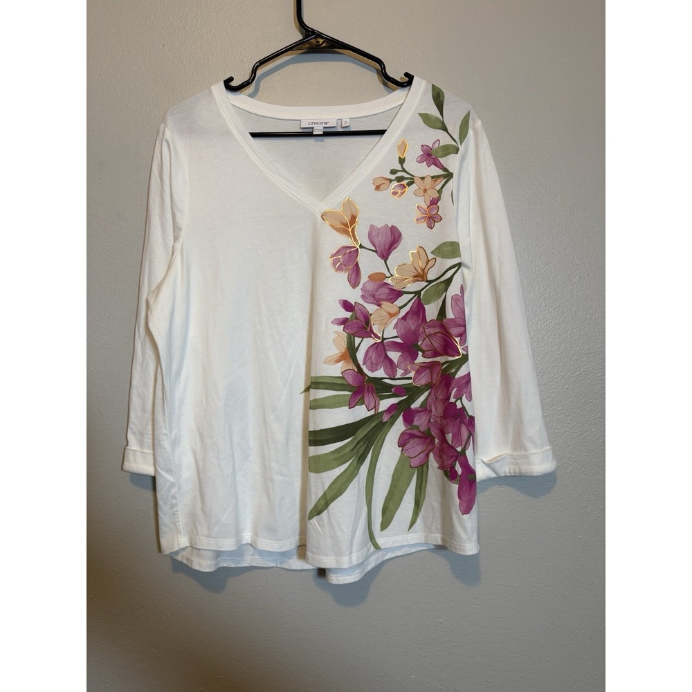 Chico's Size 2 (L) White Floral V-Neck Top 3/4 Sleeve Botanical Cottagecore Art